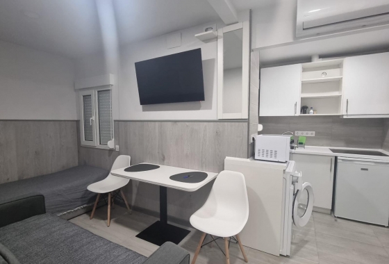Reventa - Apartamento / piso - Torrevieja - Centro