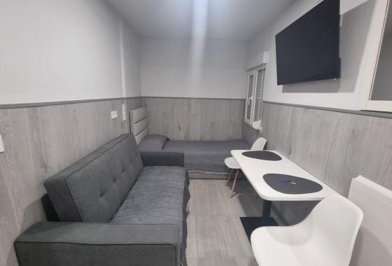 Reventa - Apartamento / piso - Torrevieja - Centro