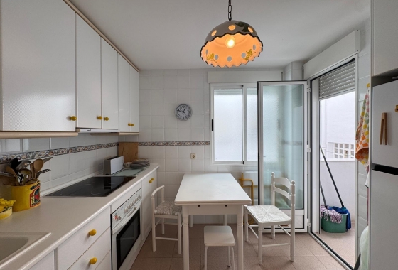 Wiederverkauf - Wohnung - Torrevieja - Playa del Cura