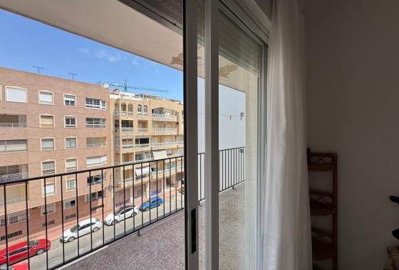 Wiederverkauf - Wohnung - Torrevieja - Playa del Cura