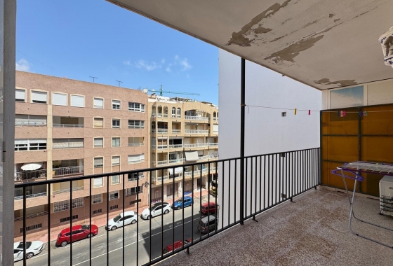 Wiederverkauf - Wohnung - Torrevieja - Playa del Cura