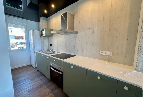 Herverkoop - Appartement / flat - Torrevieja - Acequion