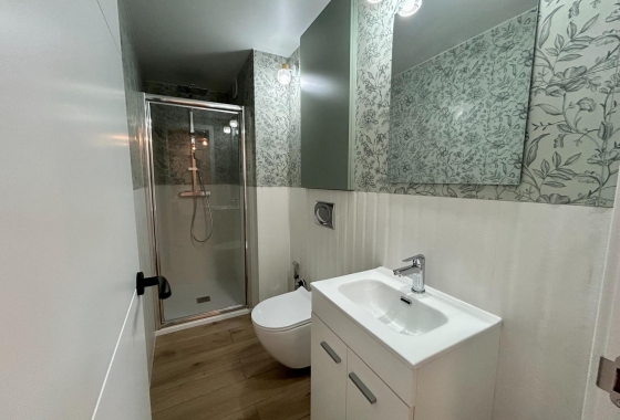 Herverkoop - Appartement / flat - Torrevieja - Acequion