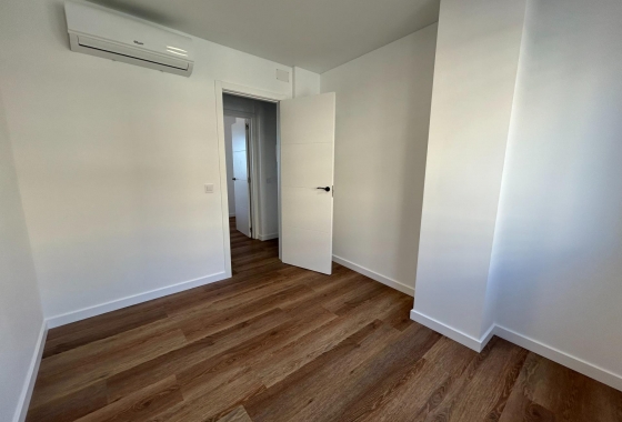 Herverkoop - Appartement / flat - Torrevieja - Acequion
