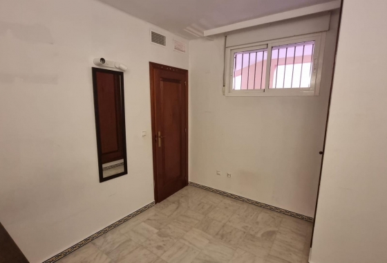 Herverkoop - Appartement / flat - Torrevieja - Los Frutales