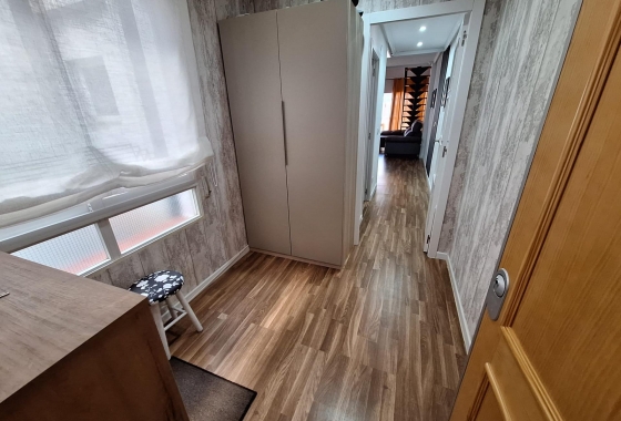 Wiederverkauf - Wohnung - Torrevieja - Centro