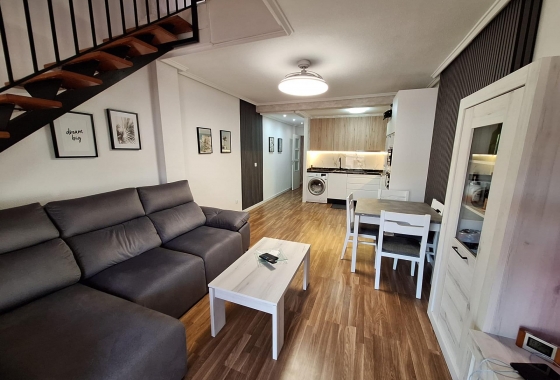 Wiederverkauf - Wohnung - Torrevieja - Centro
