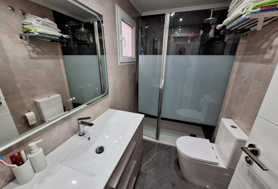 Wiederverkauf - Wohnung - Torrevieja - Centro