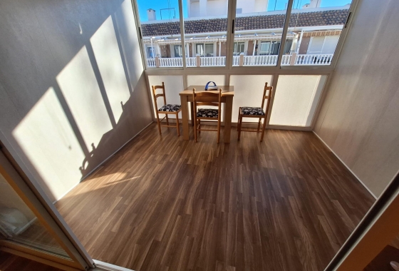 Wiederverkauf - Wohnung - Torrevieja - Centro