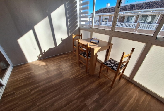 Wiederverkauf - Wohnung - Torrevieja - Centro
