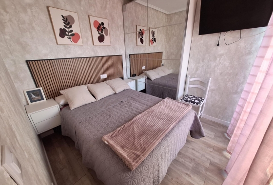Wiederverkauf - Wohnung - Torrevieja - Centro