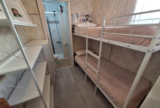 Wiederverkauf - Wohnung - Torrevieja - Centro