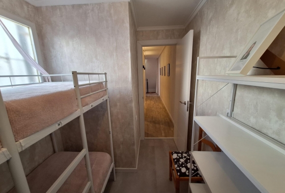 Wiederverkauf - Wohnung - Torrevieja - Centro
