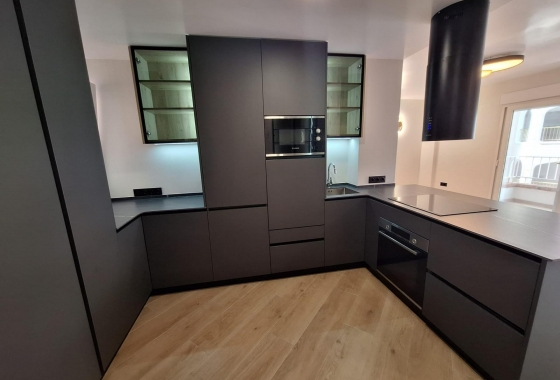 Wiederverkauf - Wohnung - Torrevieja - Playa de los Locos
