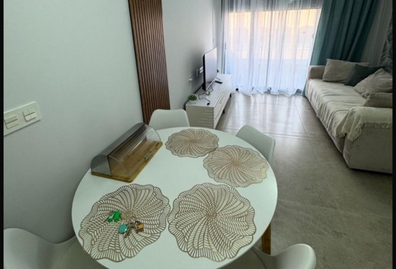 Wiederverkauf - Wohnung - Torrevieja - Playa del Cura