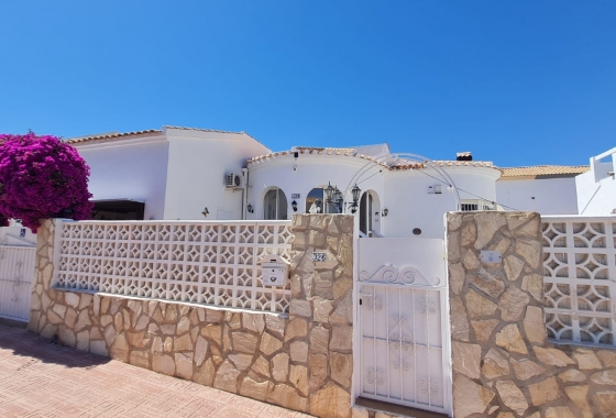 Wiederverkauf - Villa - Orihuela Costa - Costa Blanca