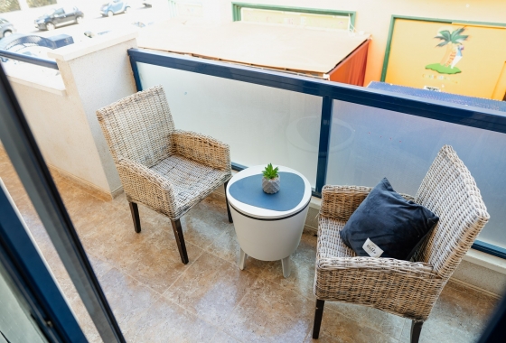 Återförsäljning - Lägenhet / lägenhet - Orihuela Costa - Aguamarina