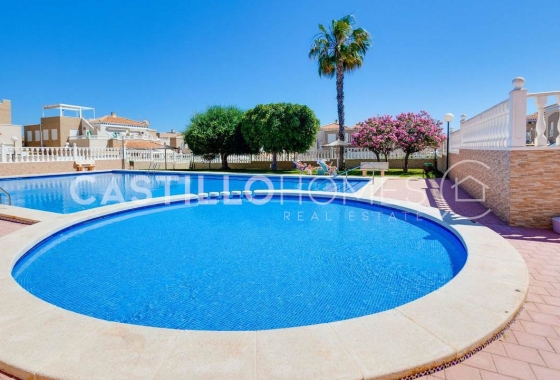 Wiederverkauf - Bungalow - Torrevieja - Altos de la Bahía