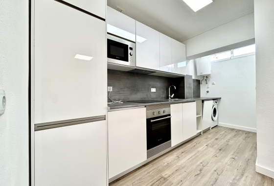 Resale - Apartment / flat - Orihuela Costa - Costa Blanca