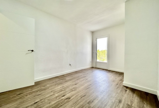 Resale - Apartment / flat - Orihuela Costa - Costa Blanca