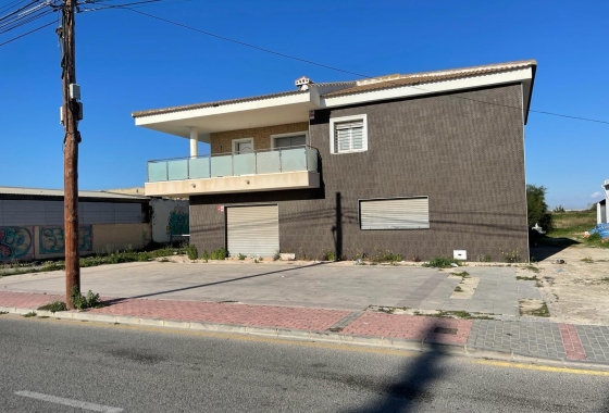Reventa - Villa - Torrevieja - La Siesta - El Salado - Torreta