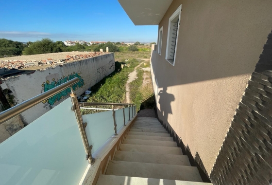 Reventa - Villa - Torrevieja - La Siesta - El Salado - Torreta