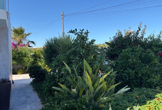Reventa - Villa - Torrevieja - La Siesta - El Salado - Torreta