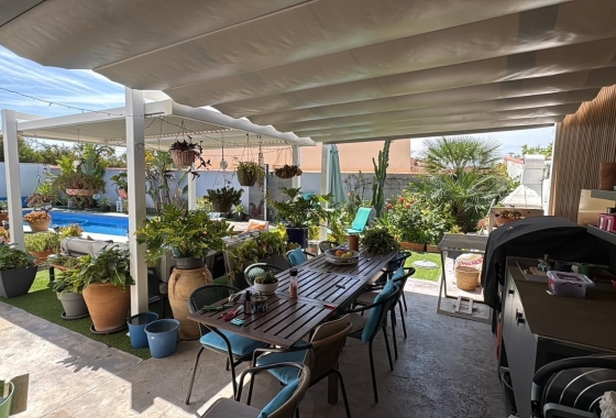 Reventa - Villa - Torrevieja - La Siesta - El Salado - Torreta