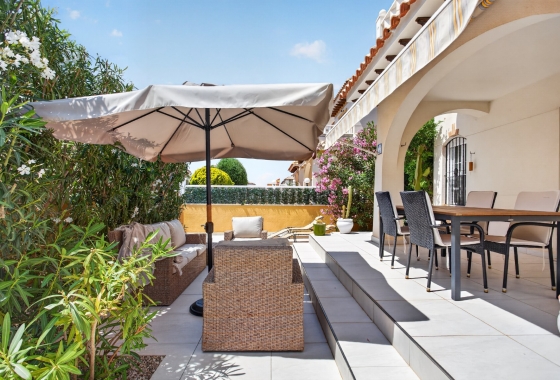 Resale - Villa - Orihuela Costa - Costa Blanca