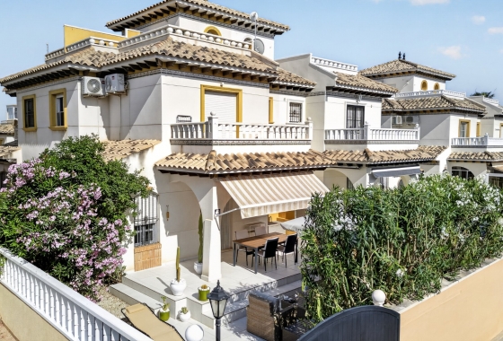 Resale - Villa - Orihuela Costa - Costa Blanca