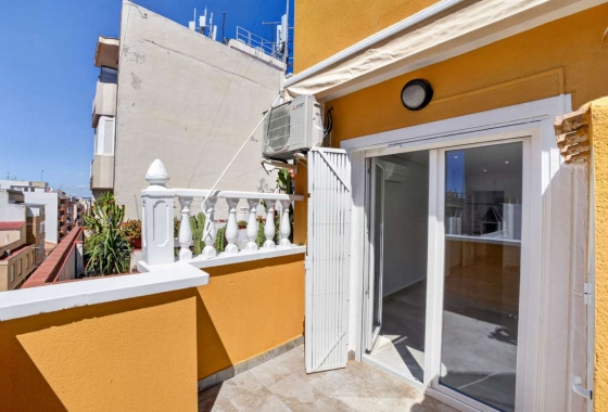 Resale - Apartment / flat - Torrevieja - Costa Blanca