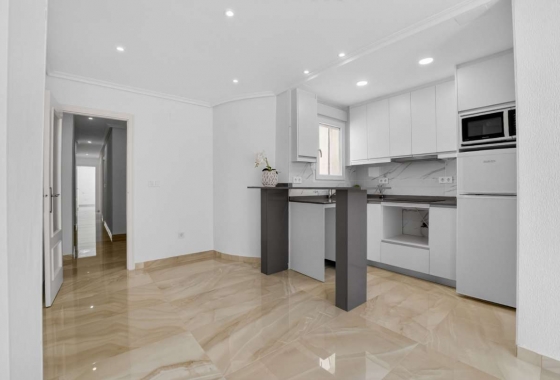 Resale - Apartment / flat - Torrevieja - Costa Blanca