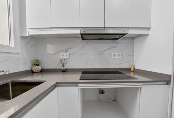 Resale - Apartment / flat - Torrevieja - Costa Blanca
