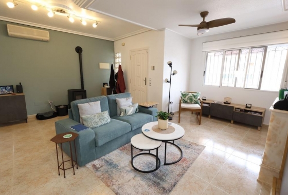 Reventa - Villa - San Miguel de Salinas - Inland