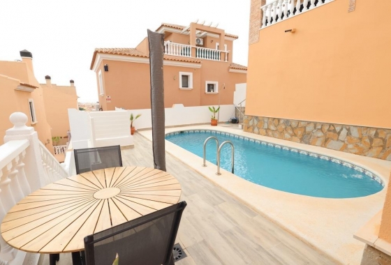 Reventa - Villa - San Miguel de Salinas - Inland