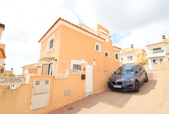 Reventa - Villa - San Miguel de Salinas - Inland