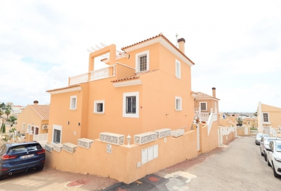 Reventa - Villa - San Miguel de Salinas - Inland
