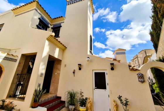 Resale - Villa - Orihuela Costa - Costa Blanca