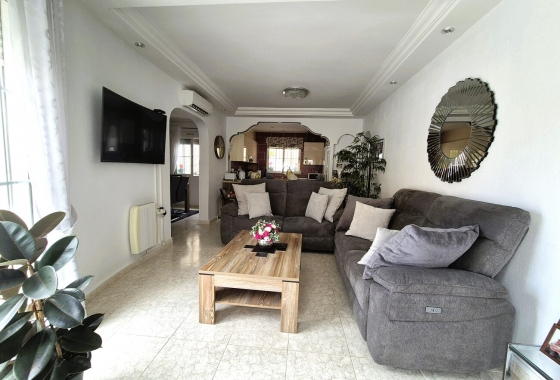 Resale - Villa - Orihuela Costa - Costa Blanca