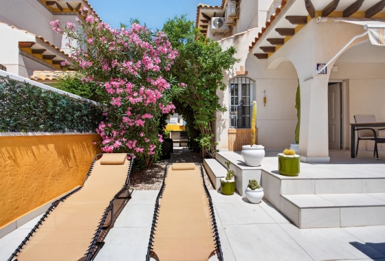 Återförsäljning - Villa - Orihuela Costa - Costa Blanca
