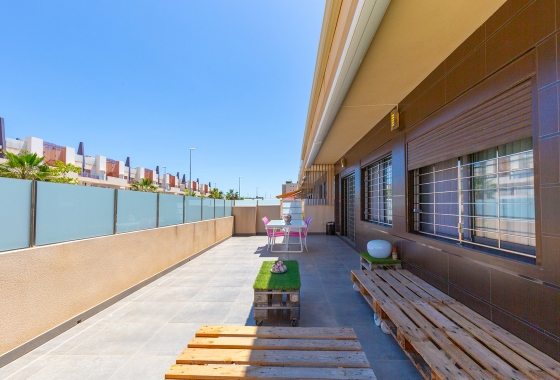 Resale - Apartment / flat - Pilar de la Horadada - Costa Blanca