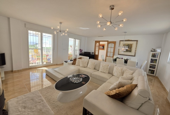 Resale - Villa - Pinoso - Inland