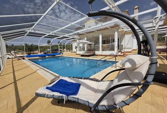 Resale - Villa - Pinoso - Inland