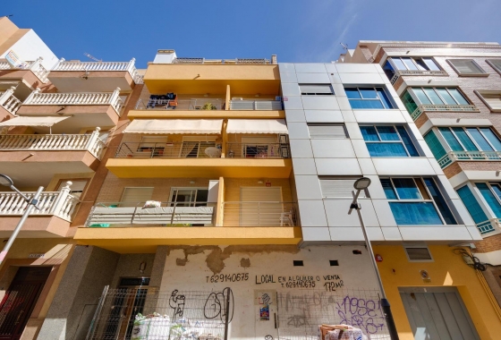 Reventa - Ático - Torrevieja