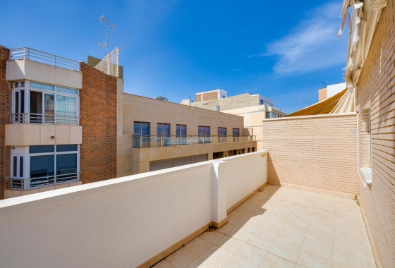 Reventa - Ático - Torrevieja