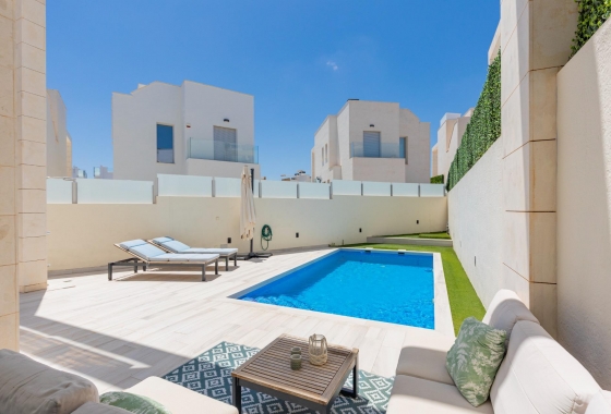 Resale - Villa - Orihuela Costa - Lomas De Cabo Roig