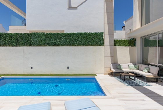 Resale - Villa - Orihuela Costa - Lomas De Cabo Roig