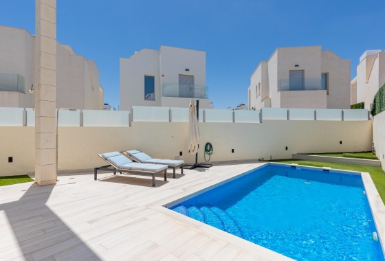 Resale - Villa - Orihuela Costa - Lomas De Cabo Roig
