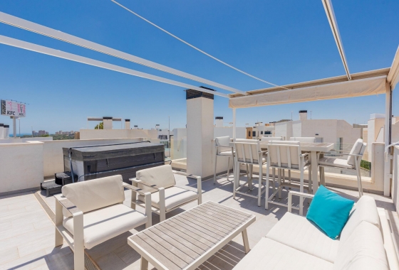 Resale - Villa - Orihuela Costa - Lomas De Cabo Roig