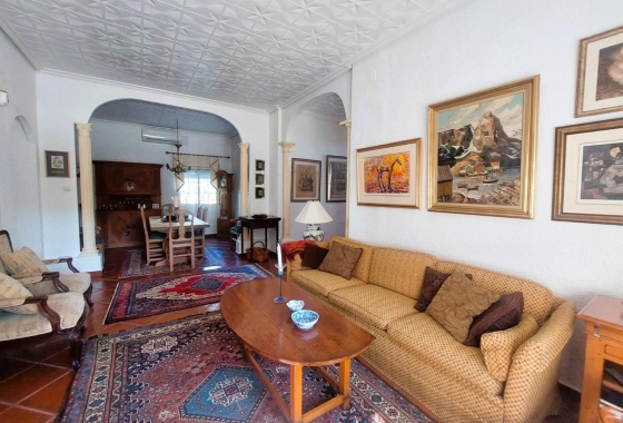 Resale - Finca - La Marina - Costa Blanca